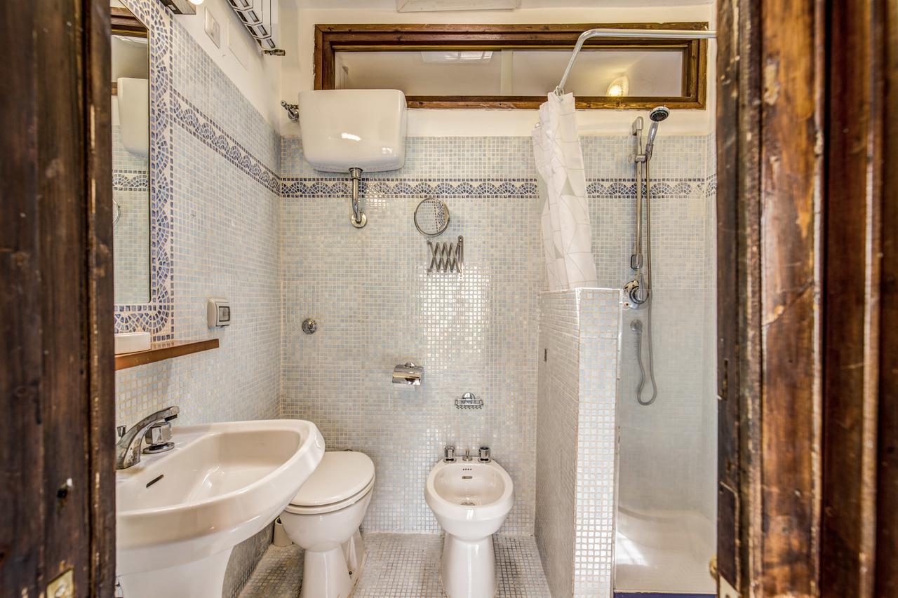 Homehouse Garofano - Rione Monti - Colosseum โรม ภายนอก รูปภาพ