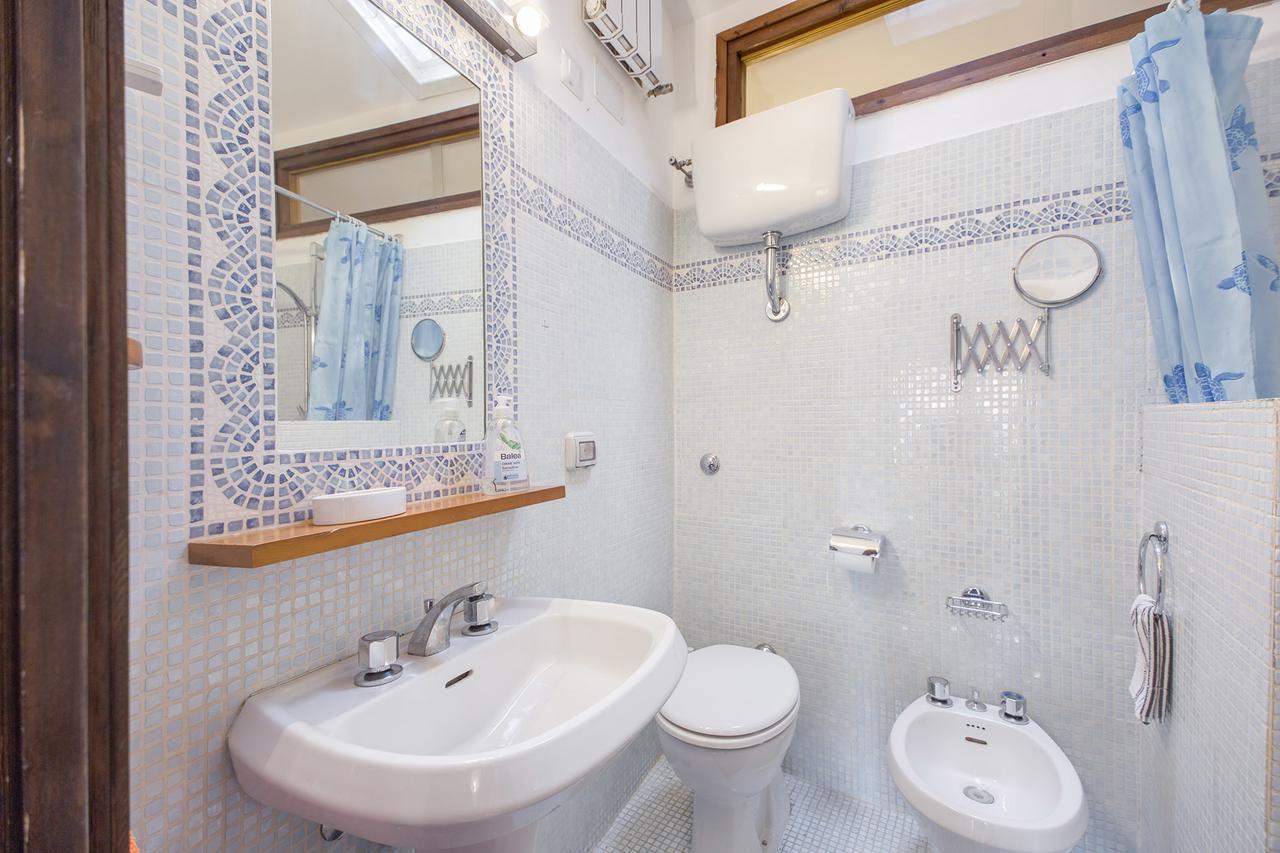 Homehouse Garofano - Rione Monti - Colosseum โรม ภายนอก รูปภาพ