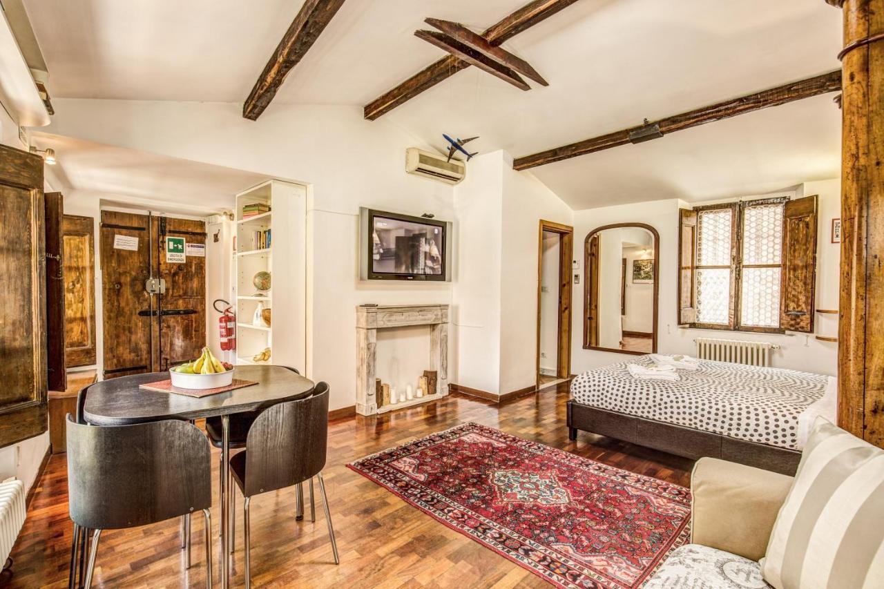 Homehouse Garofano - Rione Monti - Colosseum โรม ภายนอก รูปภาพ